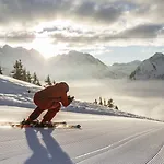 Alp-chalet 아파트호텔