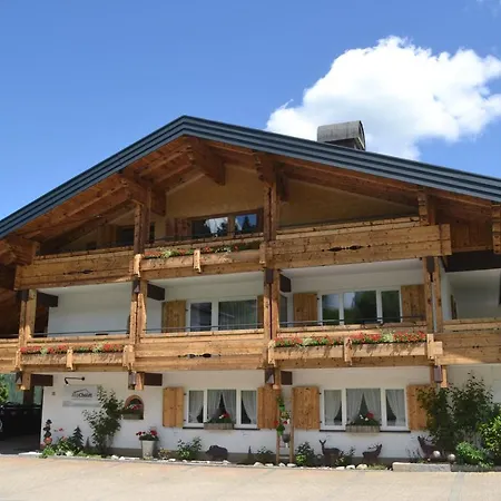 Alp-chalet Ξενοδοχείο με διαμερίσματα Hirschegg (Vorarlberg)