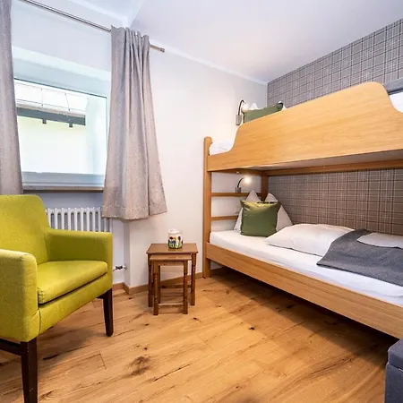 Alp-chalet Aparthotel 3*