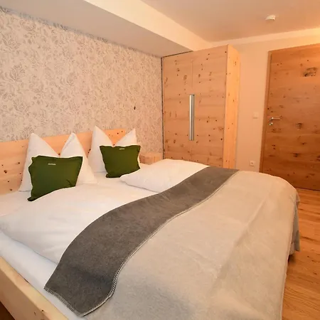 Aparthotel Alp-chalet 3*