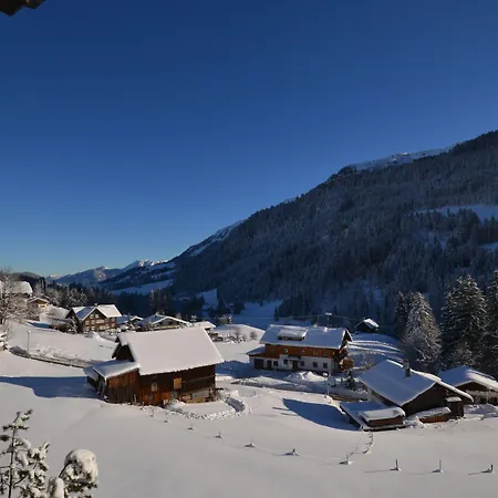 Alp-chalet شقة فندقية