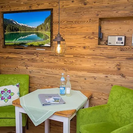 Alp-chalet Aparthotel Hirschegg (Vorarlberg)