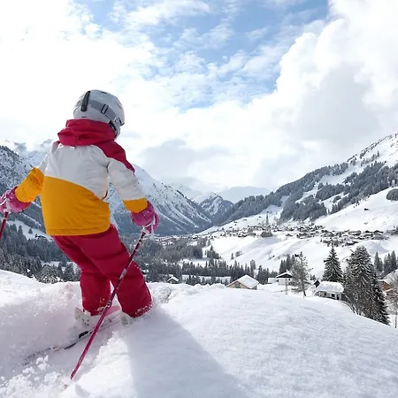 Alp-chalet 3* Hirschegg (Vorarlberg)