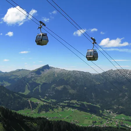 Aparthotel Alp-chalet 4*