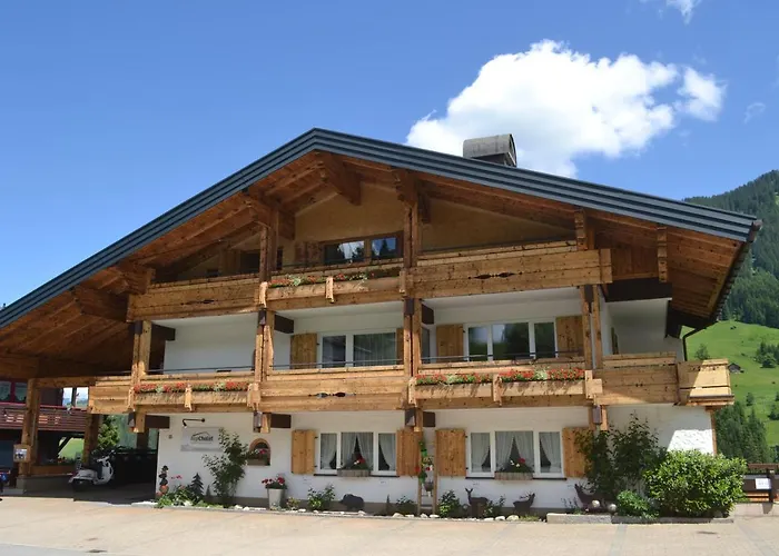 Alp-chalet Apartmanhotel Hirschegg (Vorarlberg)